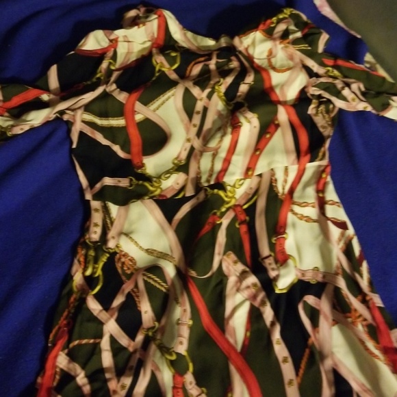 Dress - Picture 4 of 4